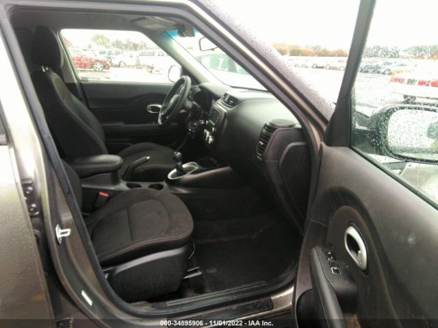 KNDJN2A21K7655084 KIA Soul Base