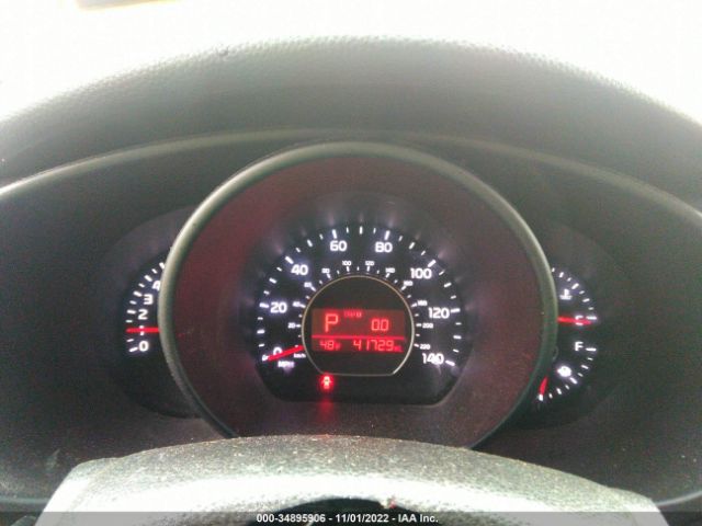 KNDJN2A21K7655084 KIA Soul Base