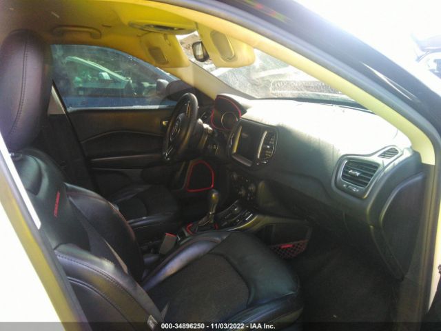 3C4NJDDB9JT174546 Jeep Compass Trailhawk