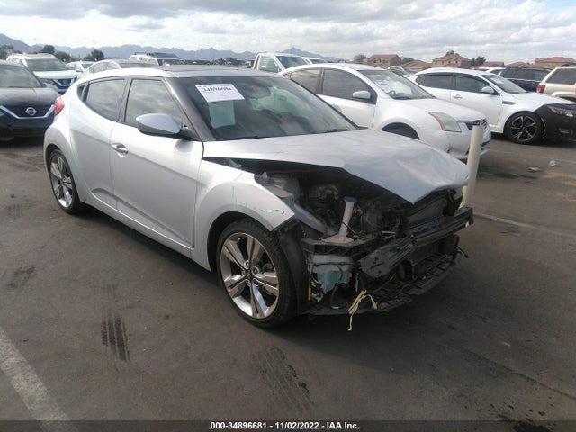 2016 Hyundai Veloster, VIN: KMHTC6AD2GU301182