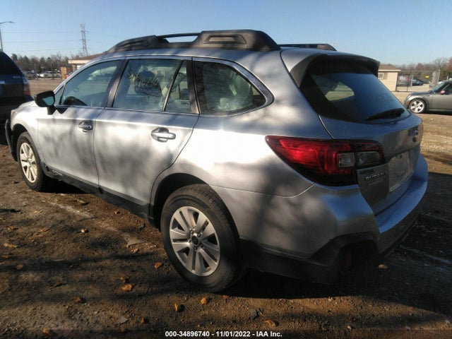 2018 Subaru Outback, VIN: 4S4BSAAC8J3231466