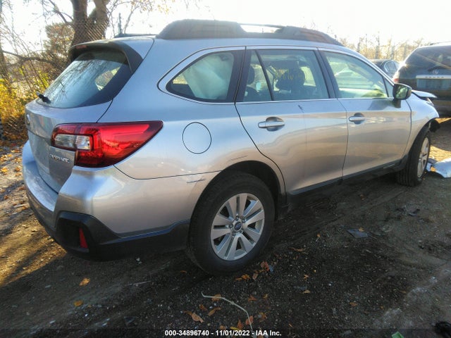 2018 Subaru Outback, VIN: 4S4BSAAC8J3231466