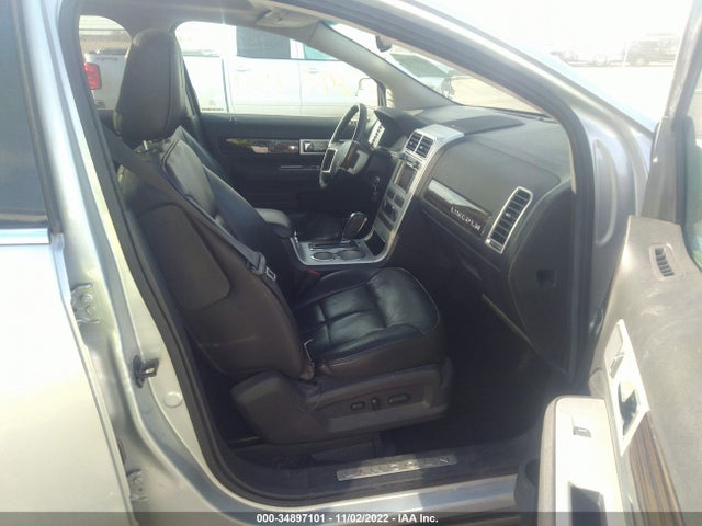 Lincoln MKX 2010 2LMDJ8JC9ABJ08414 Image 5
