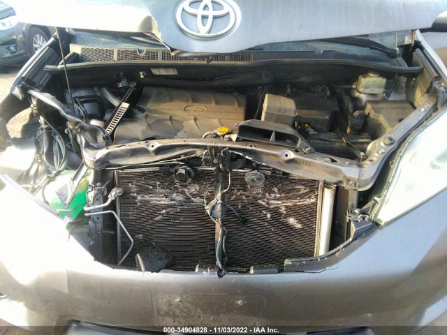 2015 Toyota Sienna, VIN: 5TDYK3DC3FS682879