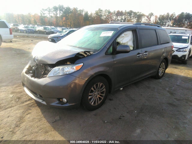 2015 Toyota Sienna, VIN: 5TDYK3DC3FS682879