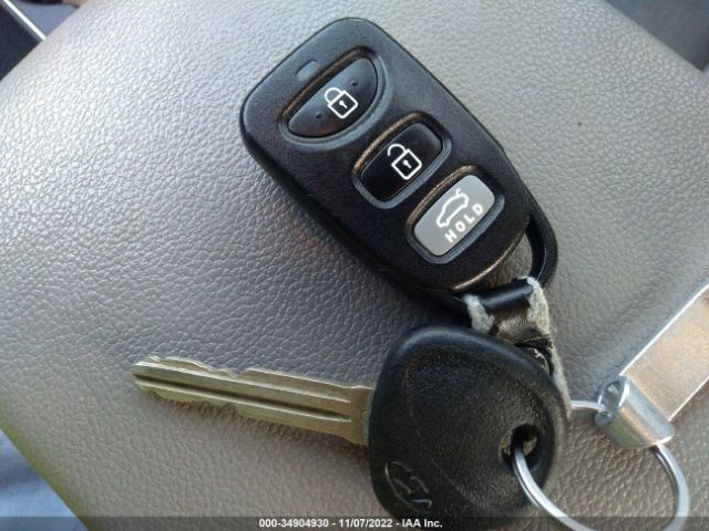 5NPD84LF9HH001373 Hyundai ELANTRA SE