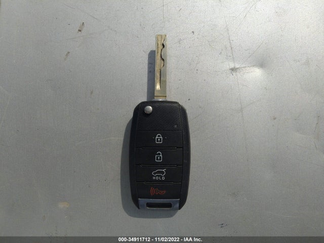 2018 Kia Sorento, VIN: 5XYPGDA52JG341231