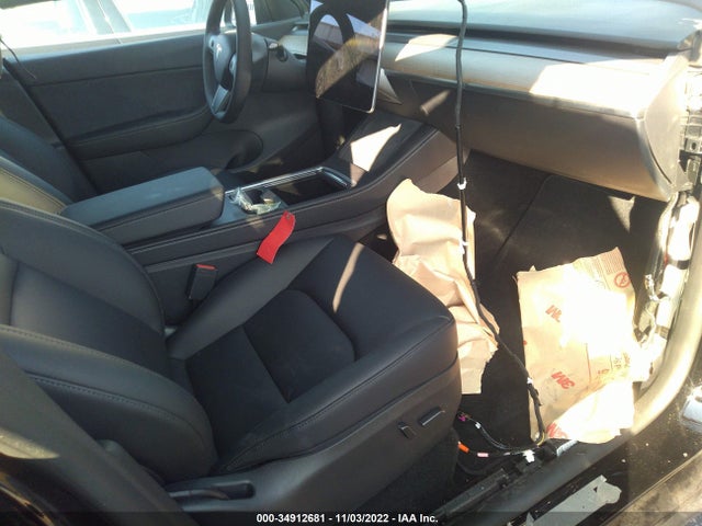 Tesla Model Y Long Range 2022 7SAYGDEE7NA005957 Image 6