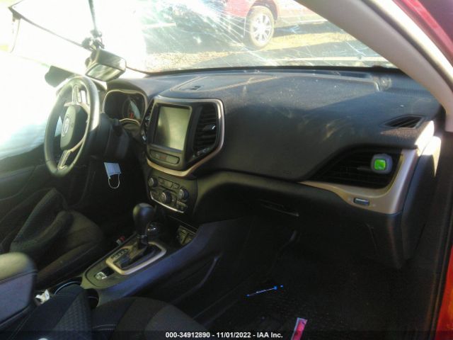 1C4PJMCS3HW529709 Jeep Cherokee Latitude