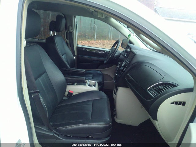 2015 Chrysler Town & Country, VIN: 2C4RC1BG2FR726729