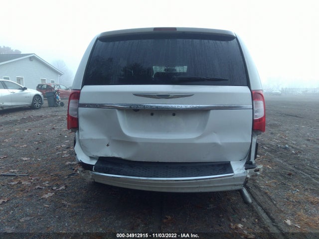 2015 Chrysler Town & Country, VIN: 2C4RC1BG2FR726729