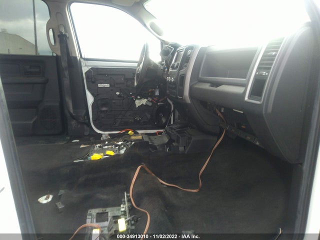 3C6UR5CL5EG152196 RAM 2500 Tradesman