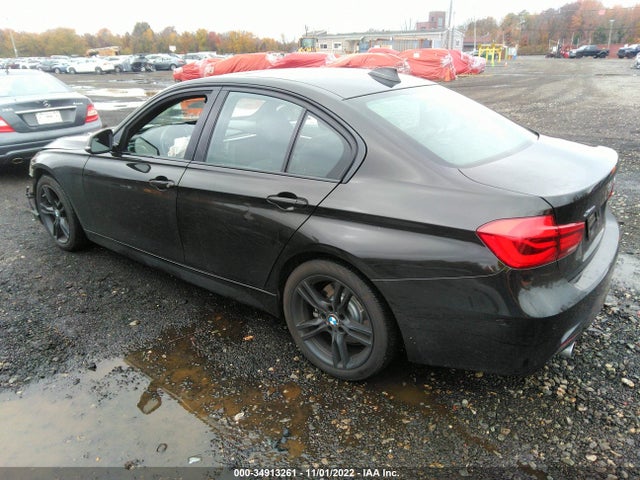 BMW 3 Series 2018 WBA8B7G54JNU95084 Image 4