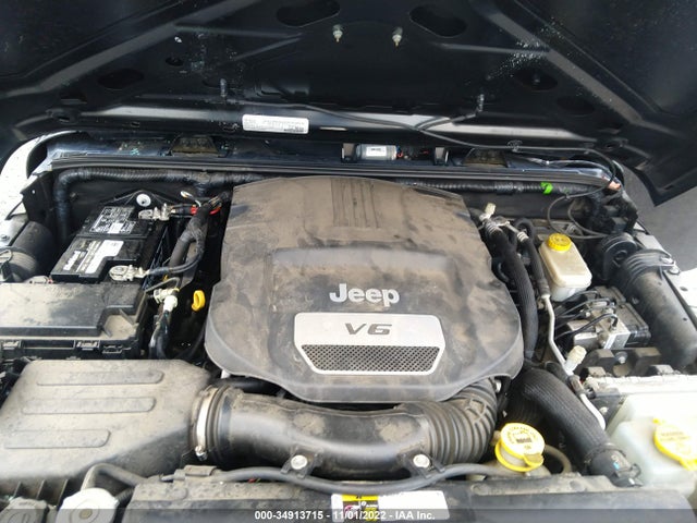 1C4HJWDG3GL330458 Jeep Wrangler Unlimited Sport