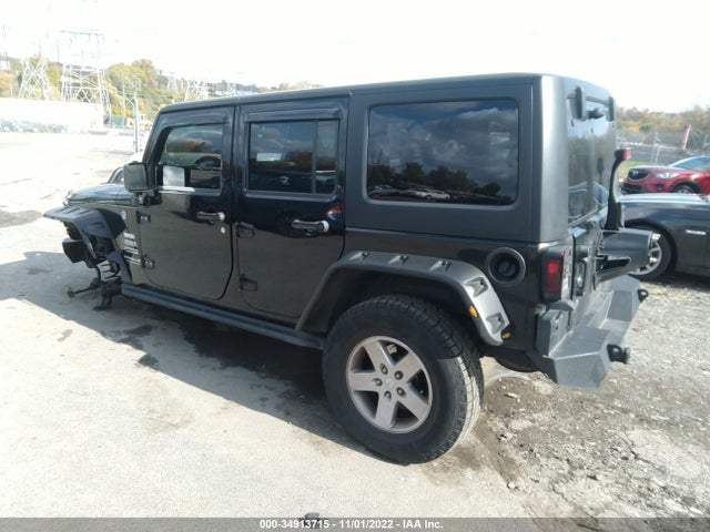 1C4HJWDG3GL330458 Jeep Wrangler Unlimited Sport