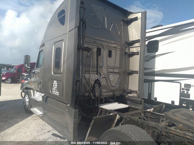 2016 FREIGHTLINER CASCADIA 125 VIN: 3AKJGLD51GSFN0663