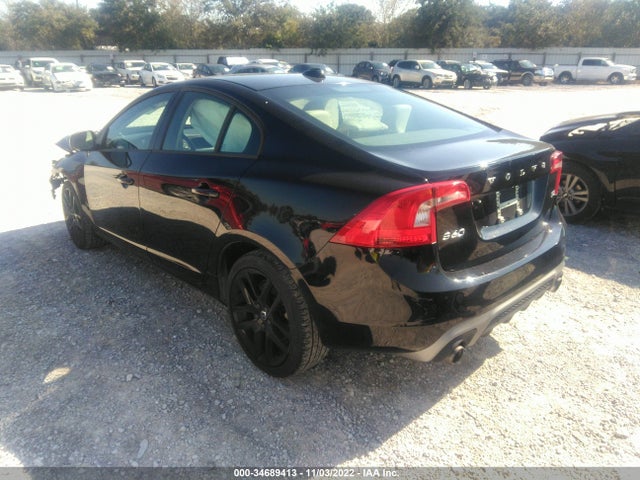 2018 Volvo S60, VIN: YV126MFL0J2456869