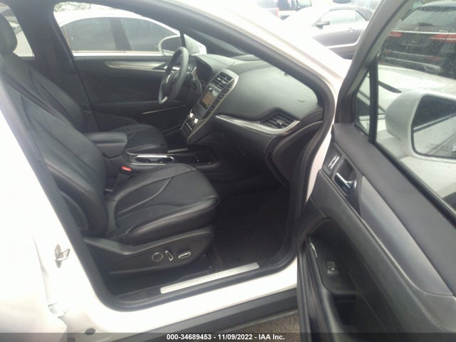Lincoln MKC 2019 5LMCJ3C91KUL35679 Image 5