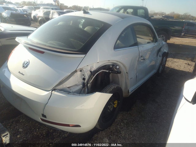 2019 Volkswagen Beetle, VIN: 3VWJD7AT7KM716966