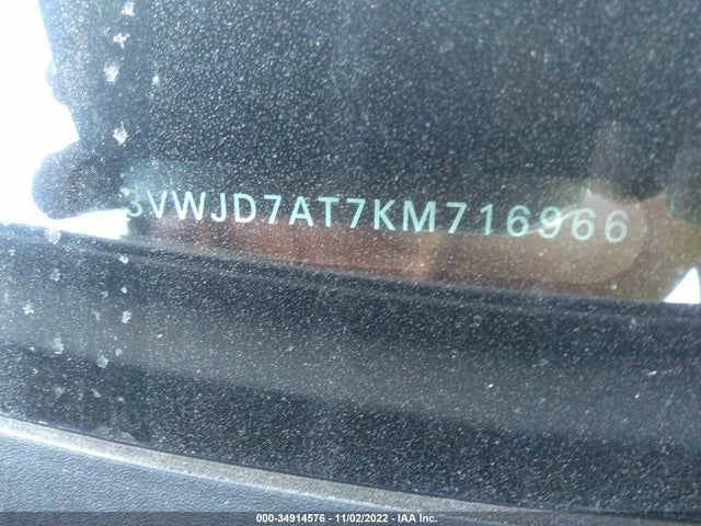 2019 Volkswagen Beetle, VIN: 3VWJD7AT7KM716966