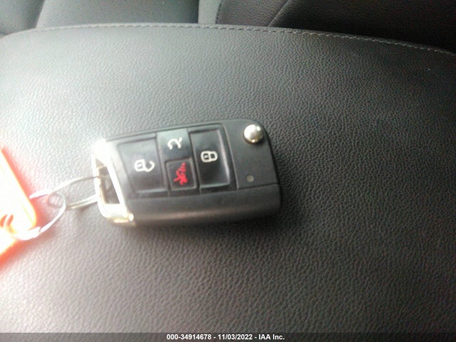 2015 Volkswagen Golf, VIN: WVWPP7AU8FW912272