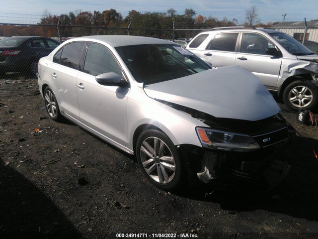 2013 3VW4A7AJ1DM208872 main image