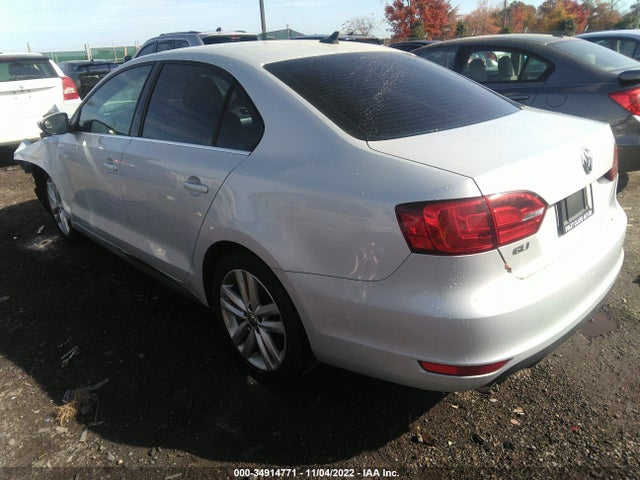 Volkswagen GLI 2013 3VW4A7AJ1DM208872 Image 5