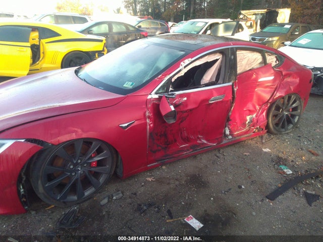 2018 Tesla Model S, VIN: 5YJSA1E43JF242582