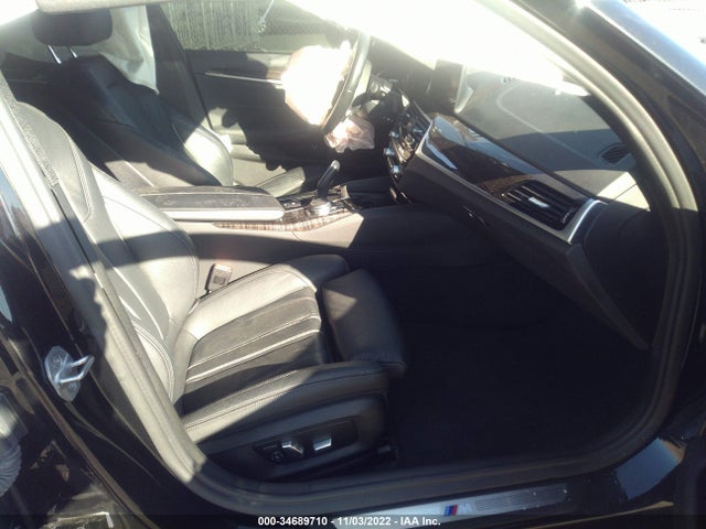 2019 BMW 5 Series, VIN: WBAJE5C50KWW08270