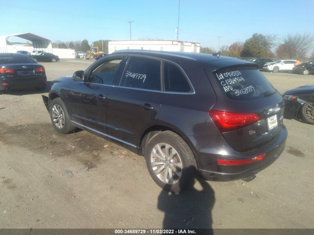WA1LFAFP9EA125824 Audi Q5 Premium Plus