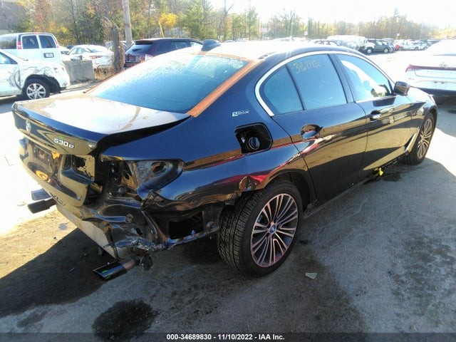 2018 BMW 5 Series, VIN: WBAJB1C56JB085151