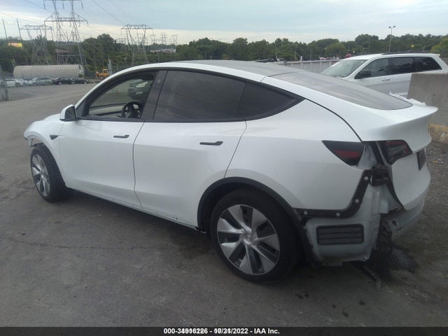 Tesla Model Y Long Range 2021 5YJYGDEE4MF077598 Image 4