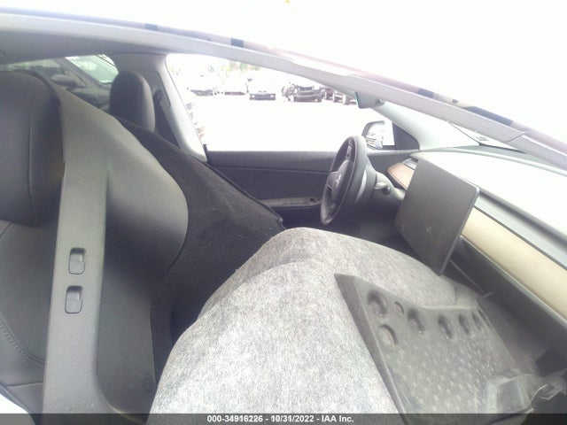 Tesla Model Y Long Range 2021 5YJYGDEE4MF077598 Image 6