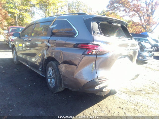 2022 Toyota Sienna, VIN: 5TDYRKEC7NS087732