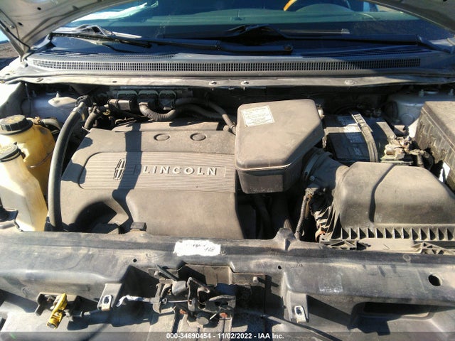 Lincoln MKX 2011 2LMDJ8JK0BBJ27099 Image 11