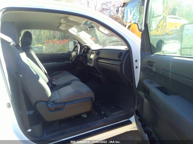 2016 Toyota Tundra, VIN: 5TFPY5F16GX499103