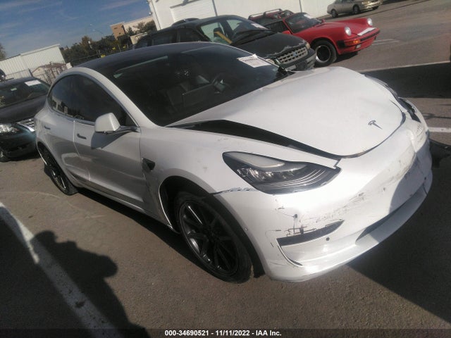 Tesla Model 3 Range 2019 5YJ3E1EA2KF401740 main image