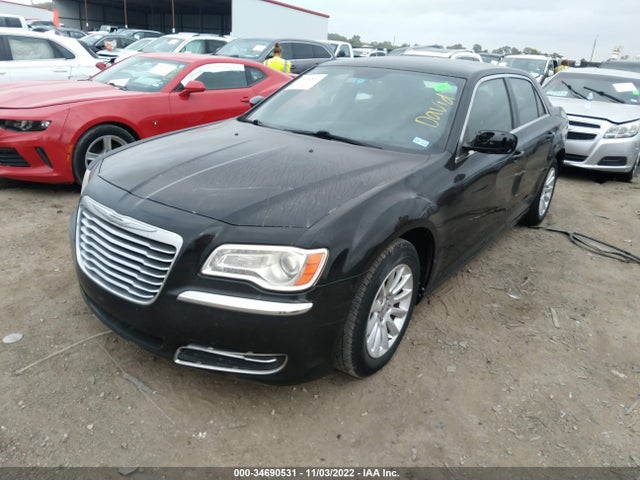 2C3CCAAG3EH121635 Chrysler 300