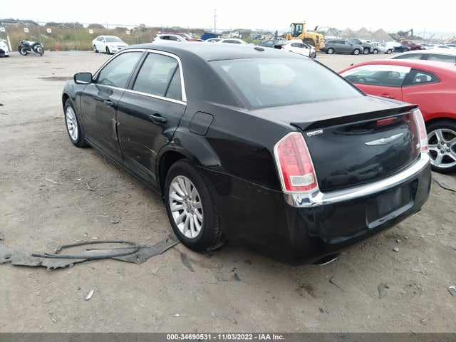 2C3CCAAG3EH121635 Chrysler 300
