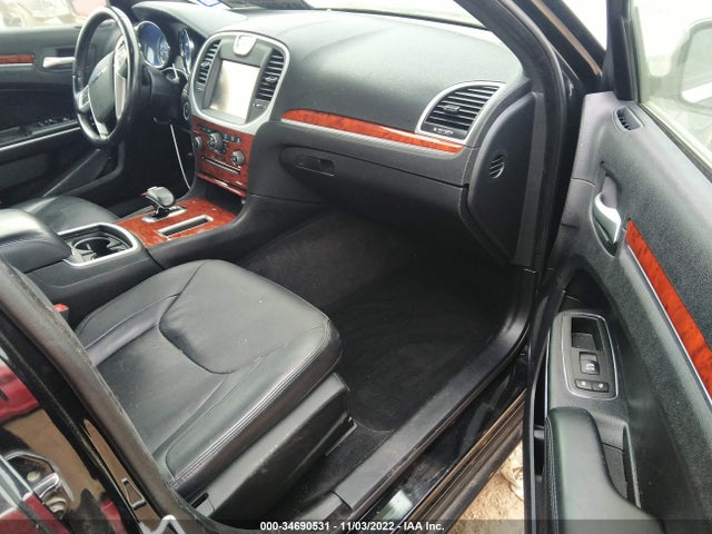 2C3CCAAG3EH121635 Chrysler 300