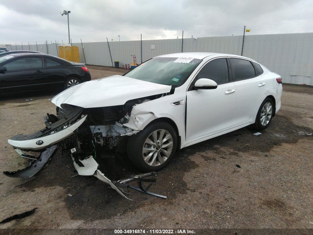 KIA Optima S 2018 5XXGT4L37JG237491 Image 2