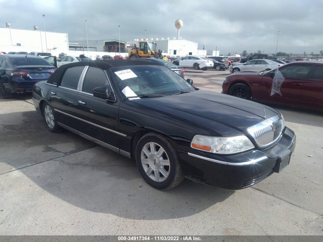 Lincoln Town Car Executive 2003 1LNHM81W43Y620148 zdjęcie główne
