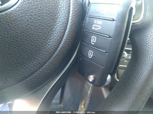 KNAGT4L32J5216839 KIA Optima Lx