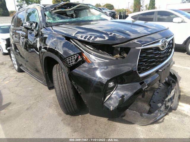 2022 Toyota Highlander, VIN: 5TDYZRAH9NS104783