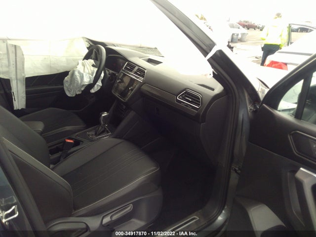 2022 Volkswagen Tiguan, VIN: 3VVCB7AX8NM084683