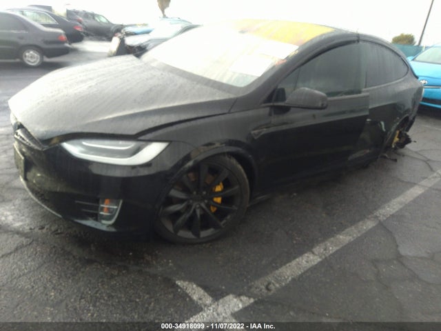 Tesla Model X 70d/90d/75d/60d/p100d 2016 5YJXCBE28GF016423 Image 2