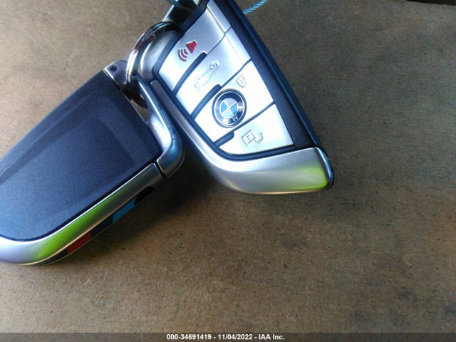 2021 BMW 7 Series, VIN: WBA7T2C06MCF50160