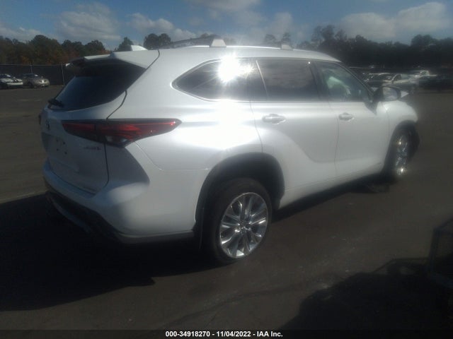 2022 Toyota Highlander, VIN: 5TDXBRCH7NS544773