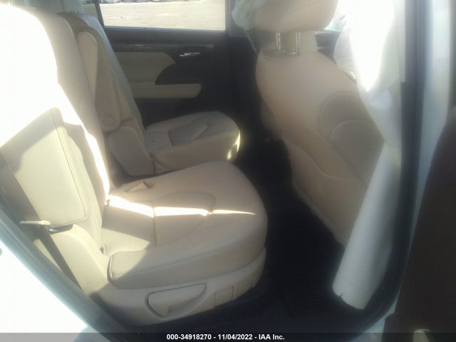 2022 Toyota Highlander, VIN: 5TDXBRCH7NS544773