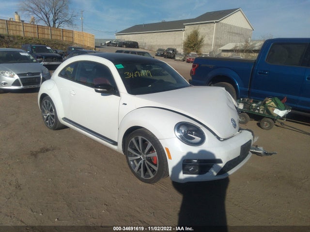 2015 Volkswagen Beetle, VIN: 3VW4T7AT9FM634081